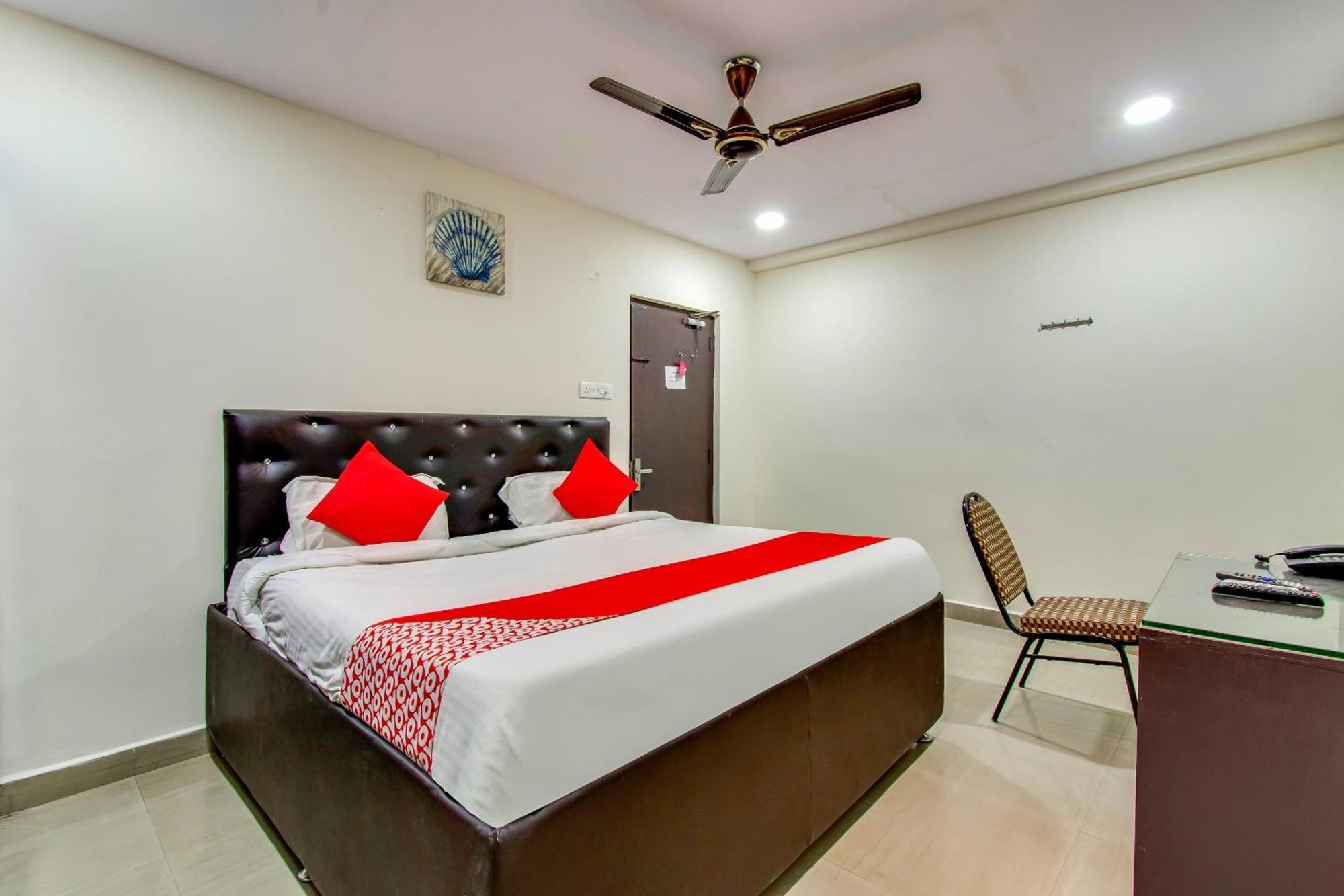 Oyo Akshaya Inn Vijayawada Exterior photo