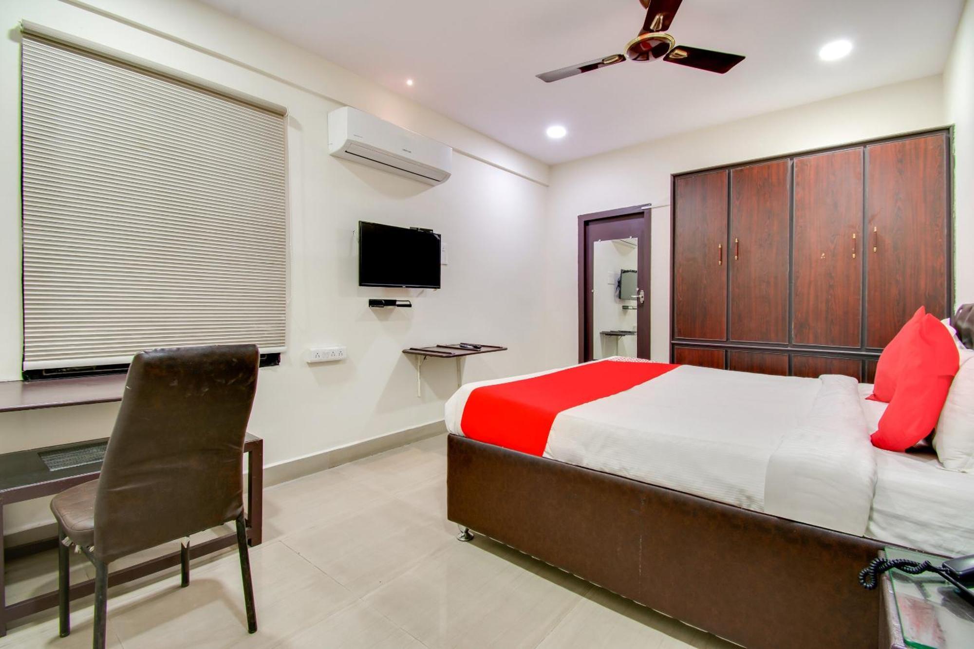 Oyo Akshaya Inn Vijayawada Exterior photo