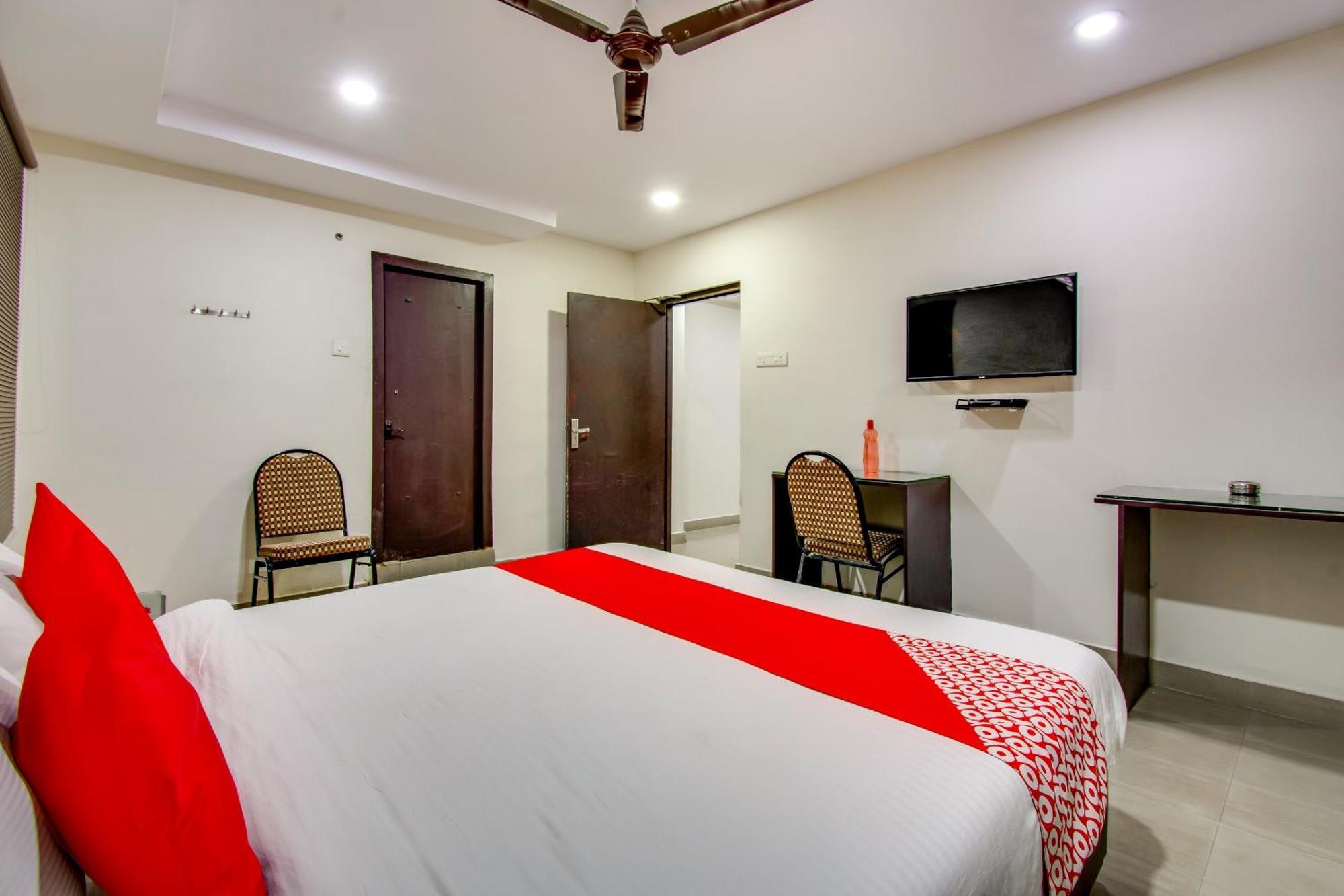 Oyo Akshaya Inn Vijayawada Exterior photo