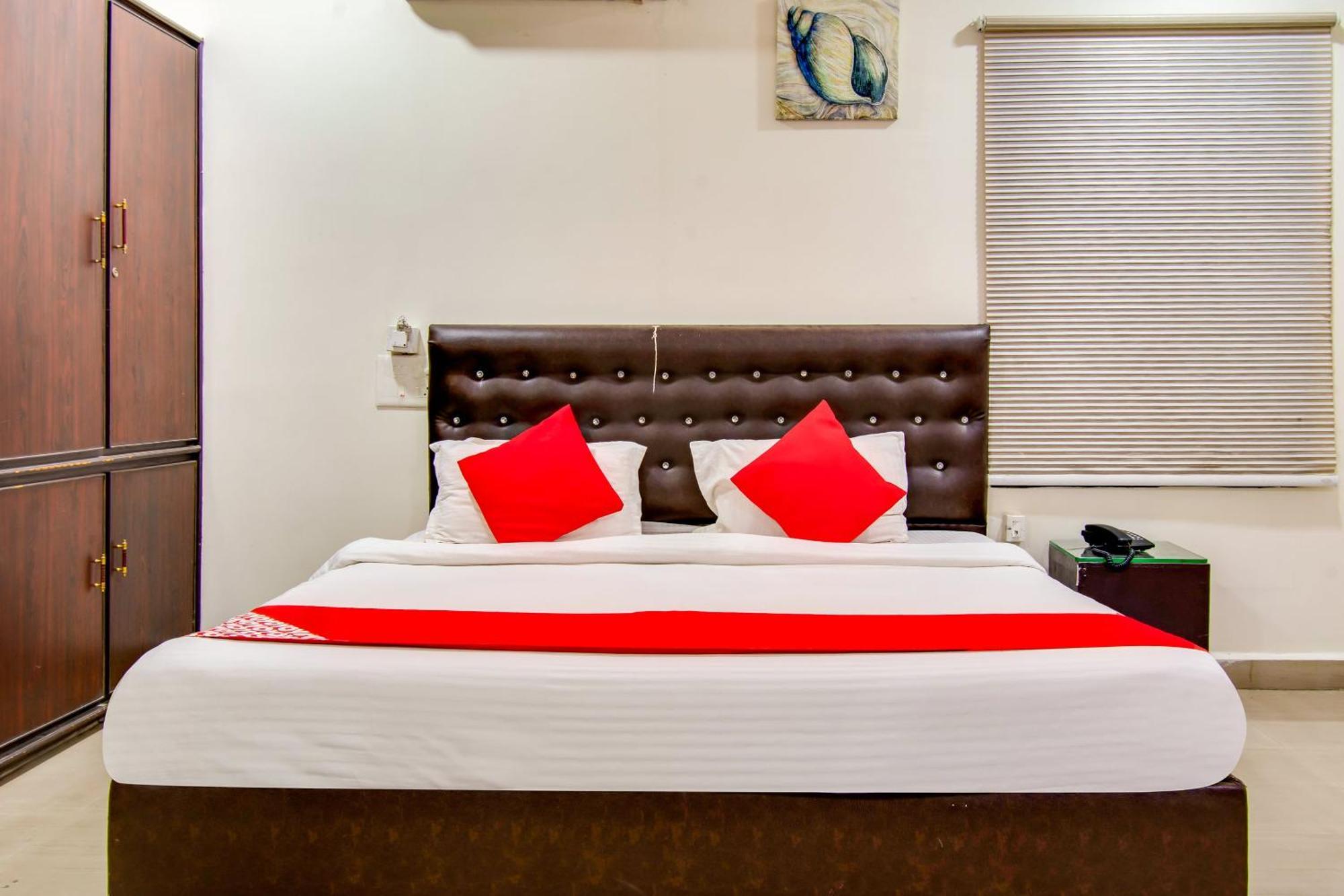 Oyo Akshaya Inn Vijayawada Exterior photo