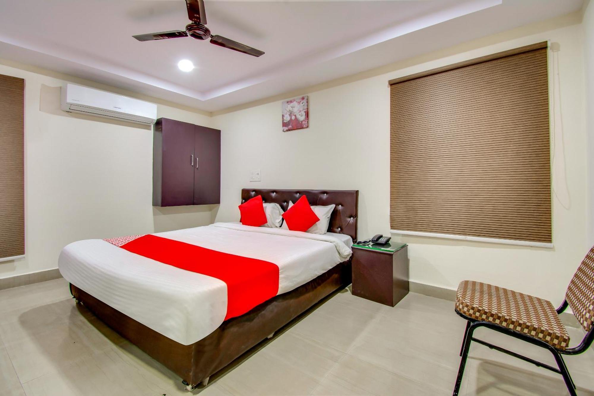 Oyo Akshaya Inn Vijayawada Exterior photo