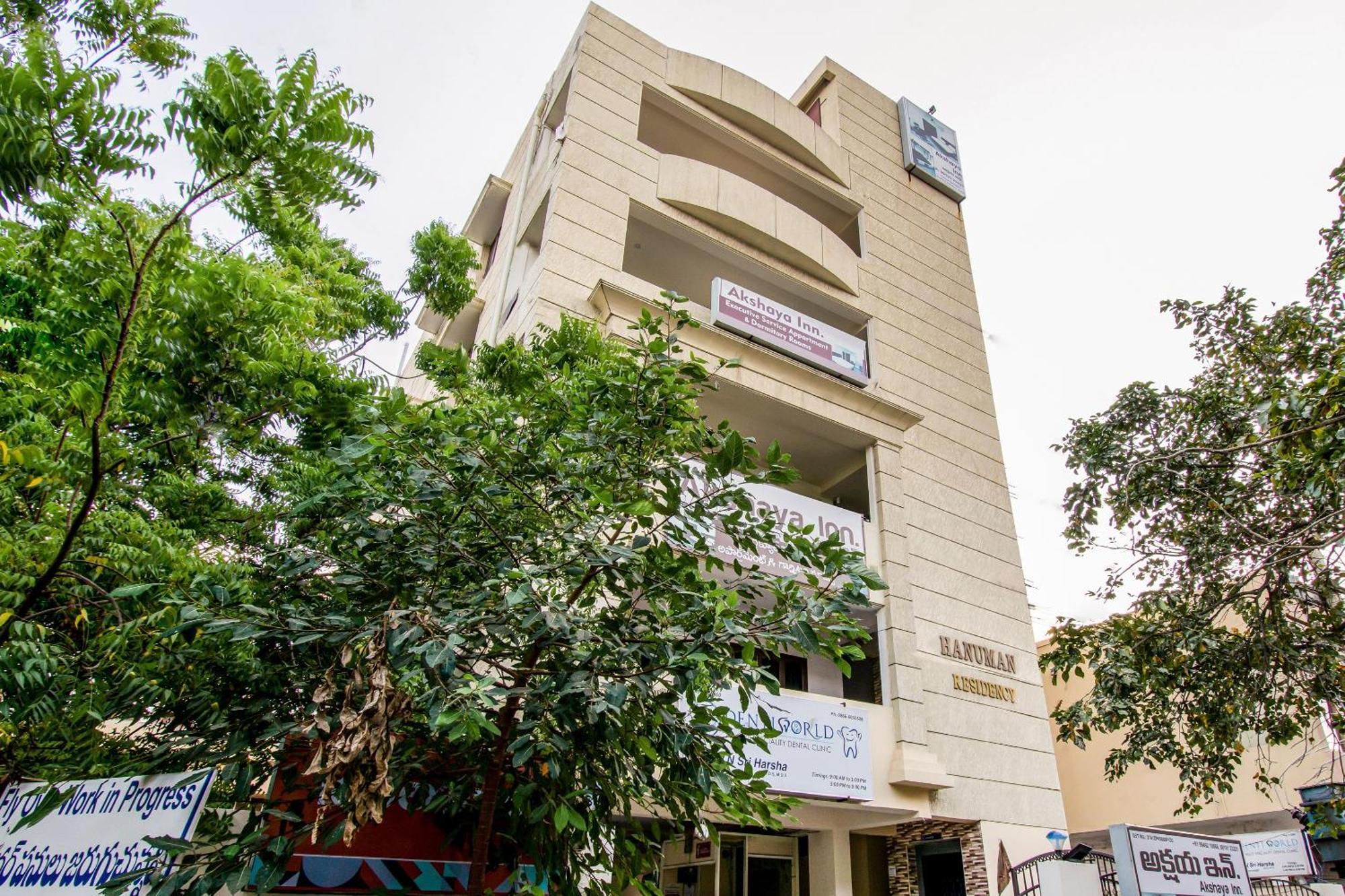 Oyo Akshaya Inn Vijayawada Exterior photo